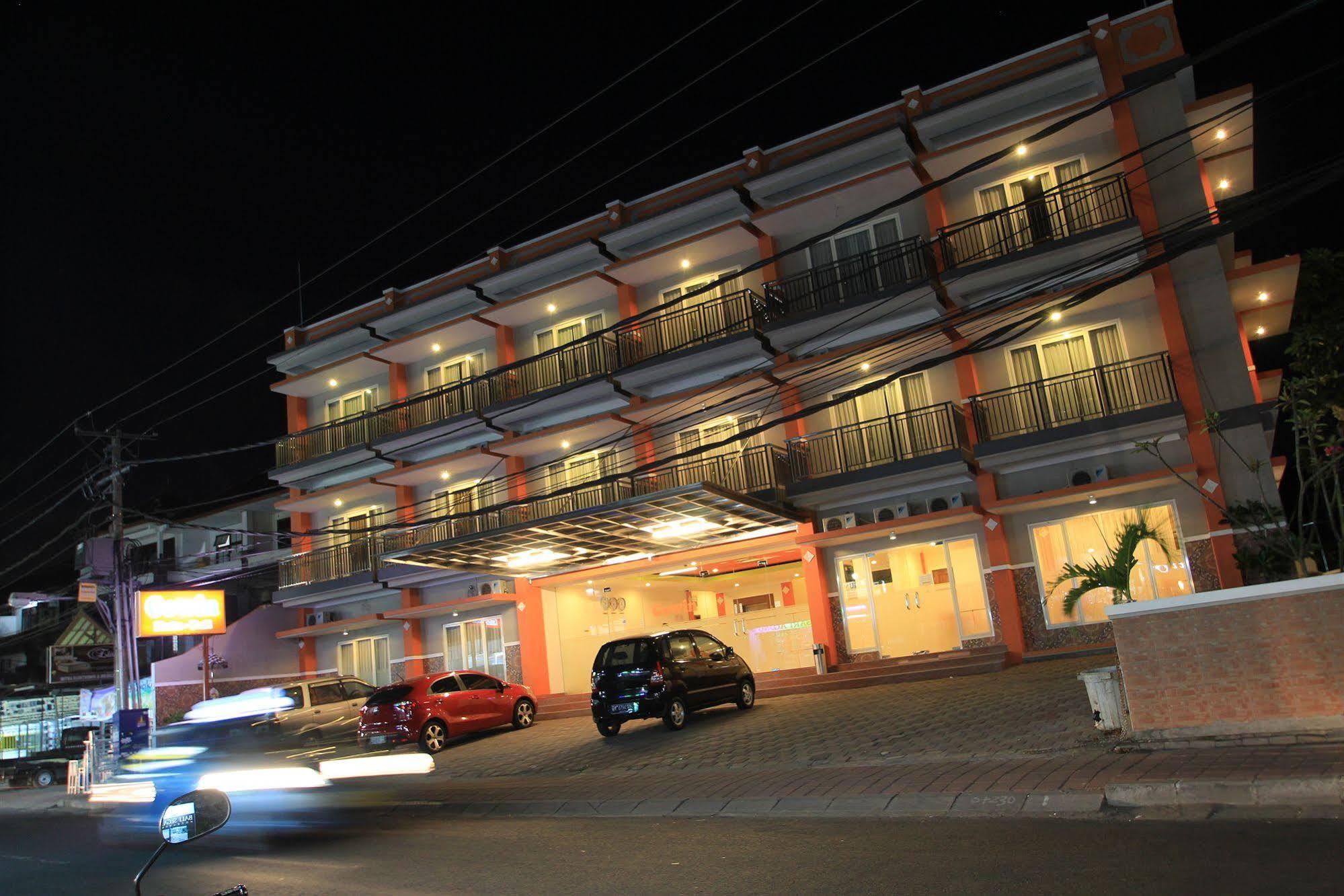 Oyo 90473 Gowin Hotel Kuta Lombok Exteriör bild